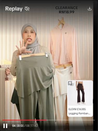 Techwide host presenting a clothing clearance live on TikTok